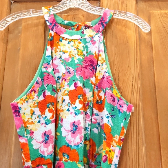 🌺Beautiful, floral, halter dress by Premier Amour in great condition!🏵 - Picture 3 of 10